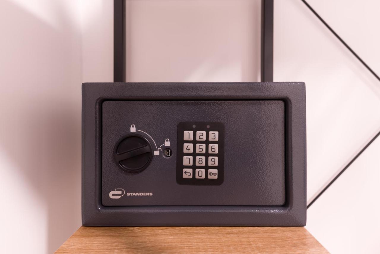 Sleep Inn Toledo - Self Check-In Наполи Екстериор снимка