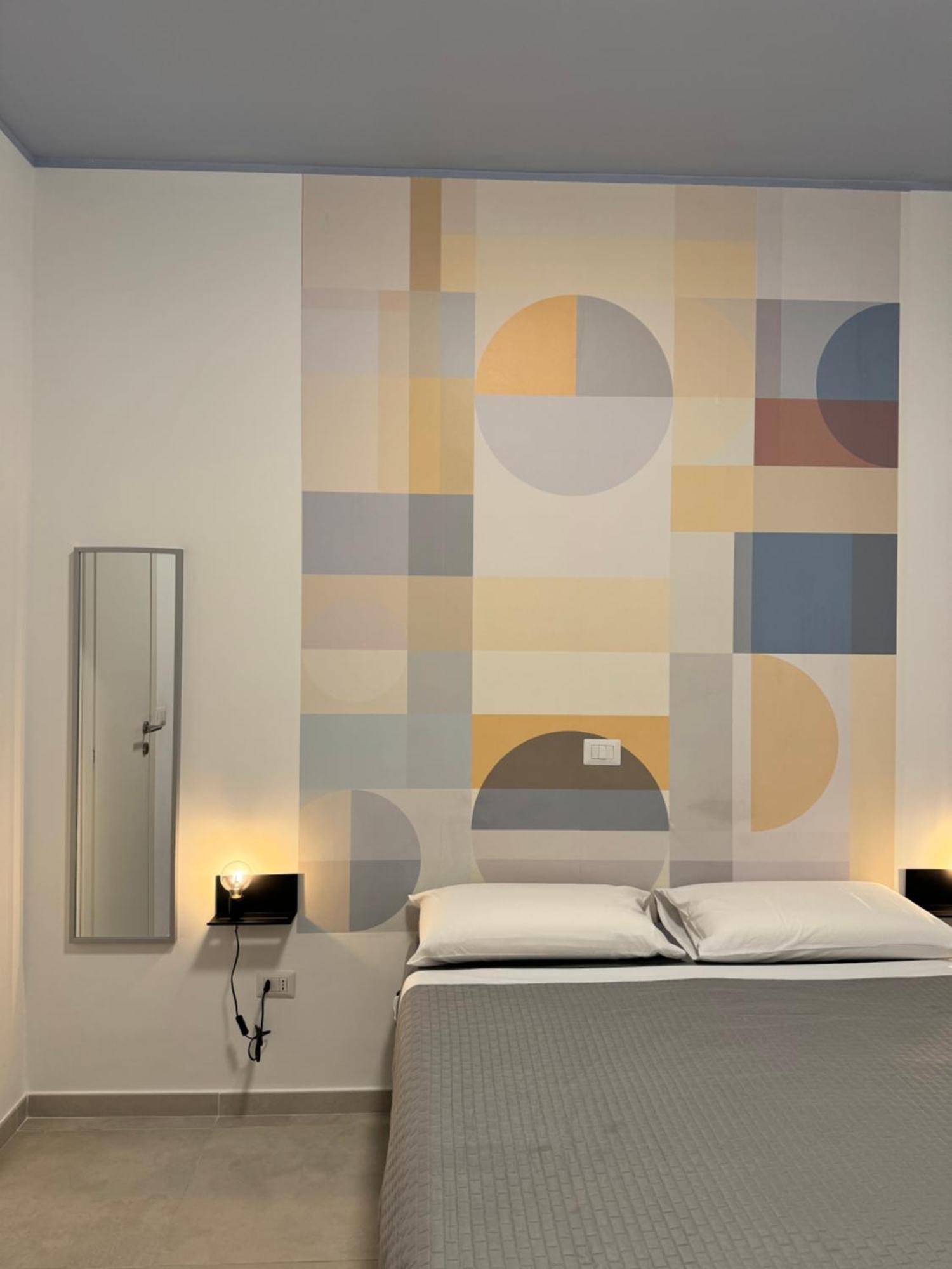 Sleep Inn Toledo - Self Check-In Наполи Екстериор снимка