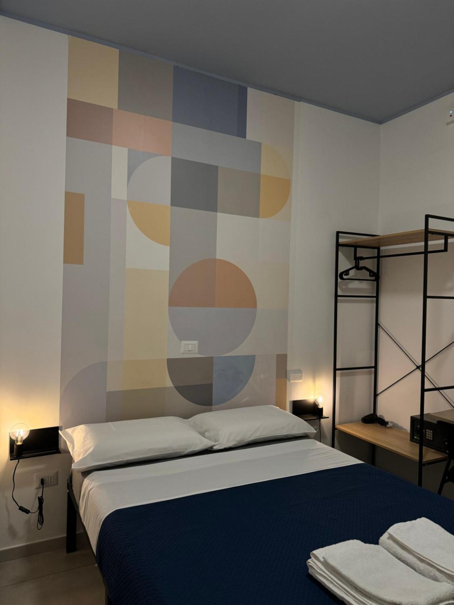 Sleep Inn Toledo - Self Check-In Наполи Екстериор снимка